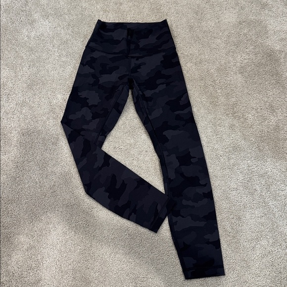 Lululemon Black Camouflage Leggings - Picture 1 of 6